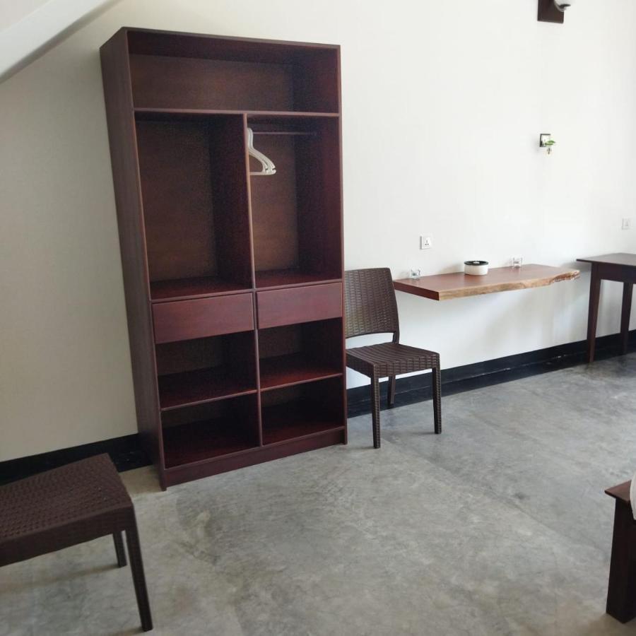 Edelweiss Residence Hikkaduwa Bagian luar foto