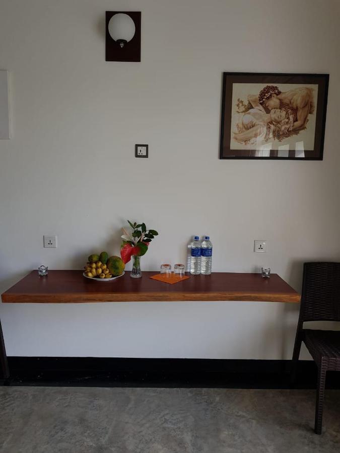 Edelweiss Residence Hikkaduwa Bagian luar foto